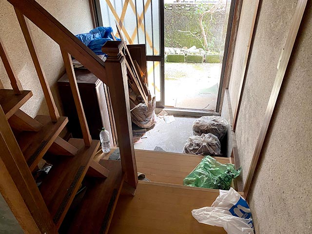 BEFORE 玄関